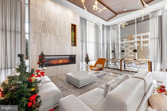 Building Photo - 145 Riverhaven Dr