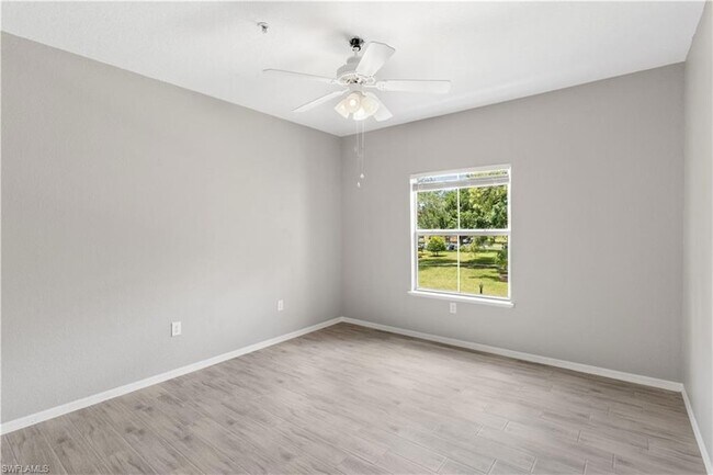 Building Photo - 11561 Villa Grand
