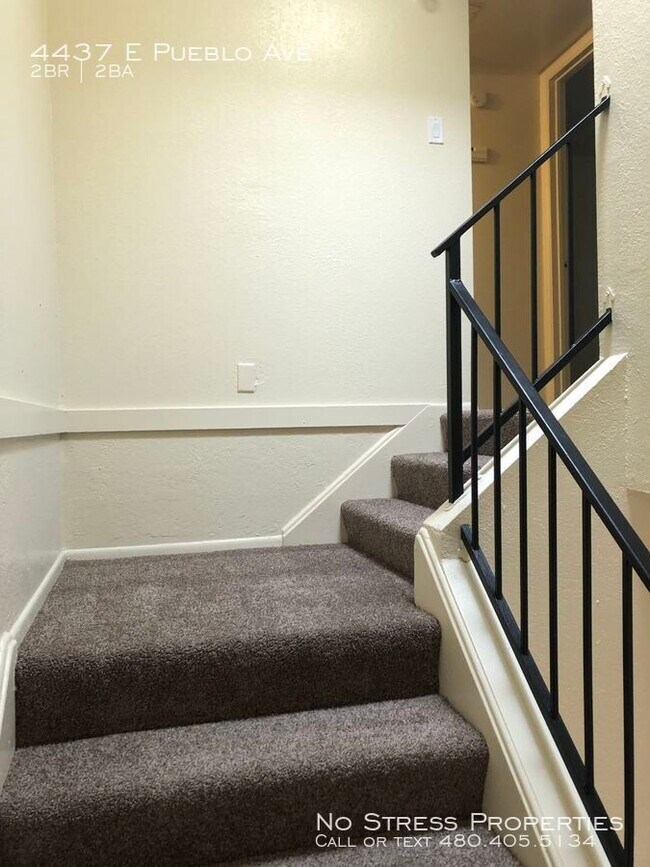 Building Photo - 2 Bed Town Home off 40th St and Broadway!