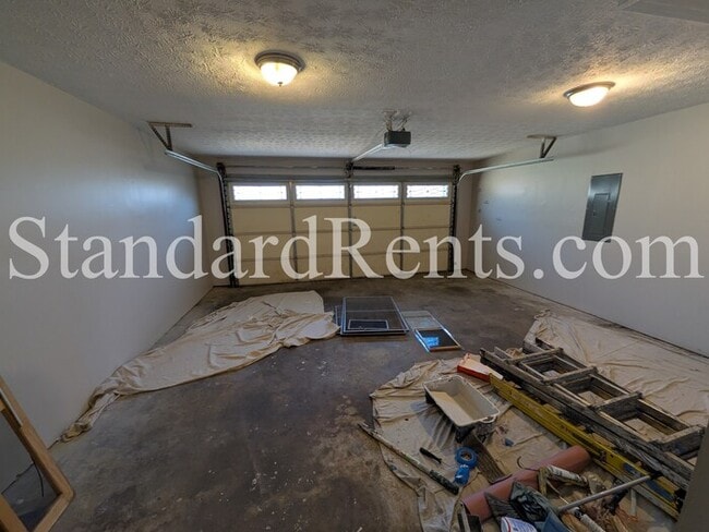 Building Photo - Ranch in Jonesboro