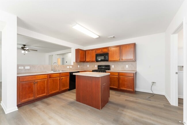 Building Photo - 29423 Legends Stone Dr