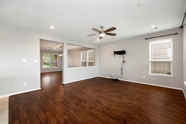 Building Photo - 24015 Adobe Ridge Ln