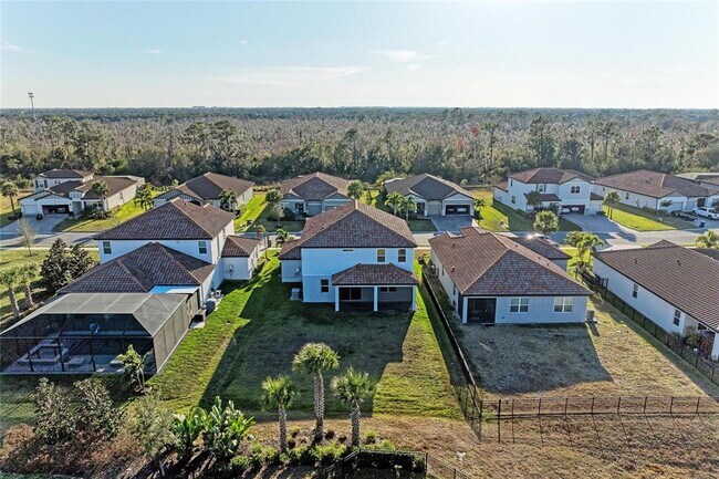 Building Photo - 13827 Green Hammock Pl