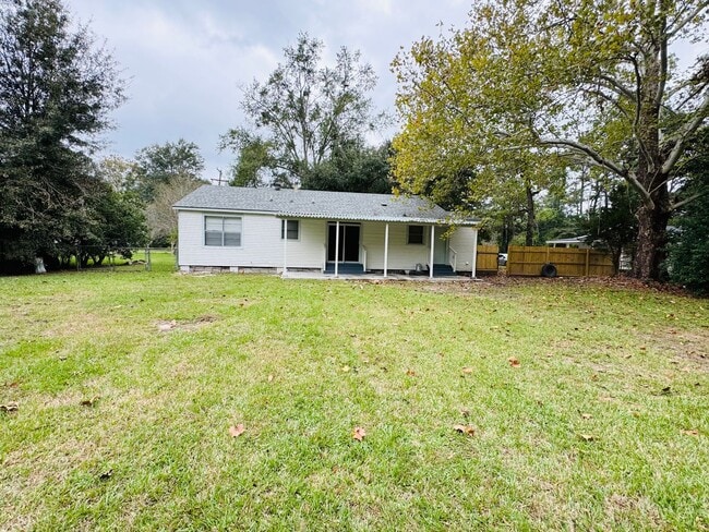 Building Photo - 1040 Myrtle St