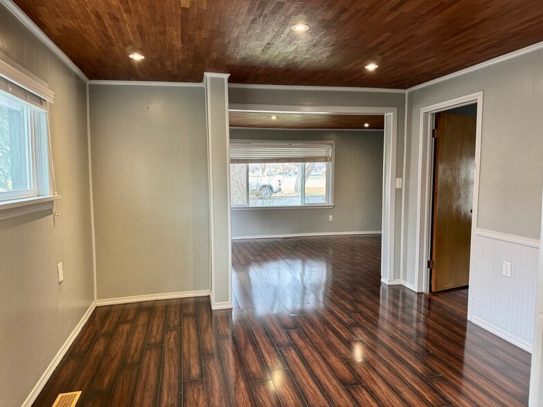 Building Photo - 2352 Reclamation Ave