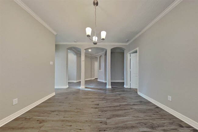 Building Photo - 2815 Lockeridge Oaks Dr