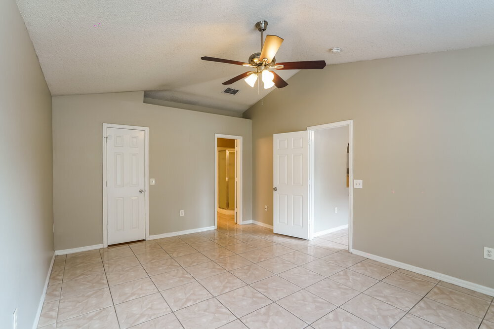 Building Photo - 5 Sequoia Way