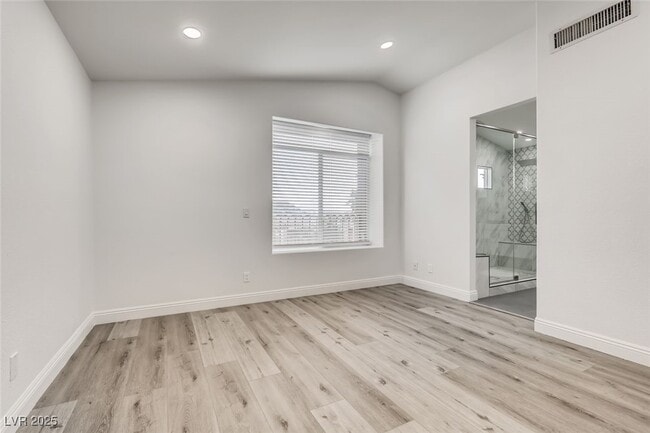 Building Photo - 1601 Vespertina Ct