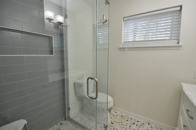 Building Photo - 1420 Sweet Gum Ln