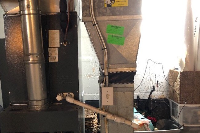 Building Photo - 671 Wordsworth St