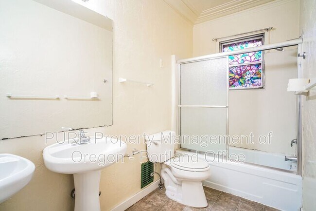 Building Photo - 5257 N Harvard St