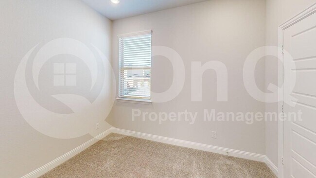 Building Photo - 7111 Daytona Mews