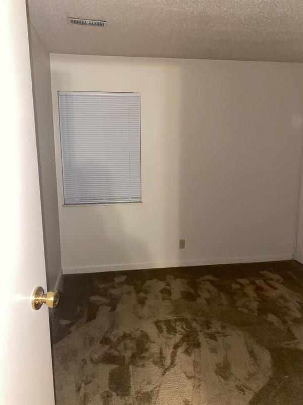 Building Photo - 5 Woodglen Apartment