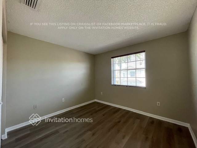 Building Photo - 5035 SW 154th Ct