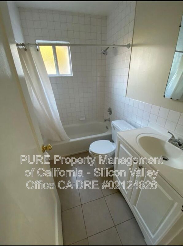 Building Photo - 164 N Murphy Ave