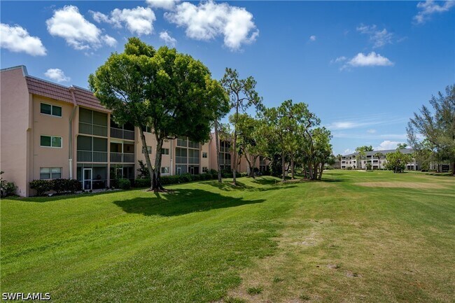 Building Photo - 180 Turtle Lake Ct
