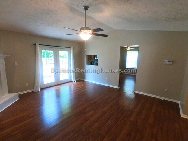 Building Photo - 7648 Camberwood Dr