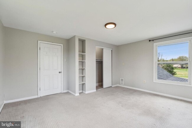Building Photo - Experience the perfect blend of peaceful country charm and modern comfort in this beautifully ref...