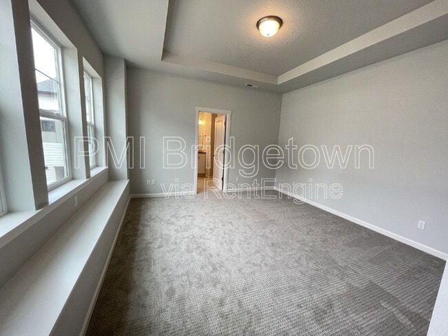 Building Photo - 4217 SE Fortress Ln