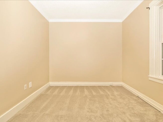 Building Photo - Open House 24th 10:30 to 11:30 AM