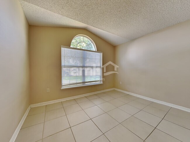 Building Photo - 12555 Belmont Lakes Dr