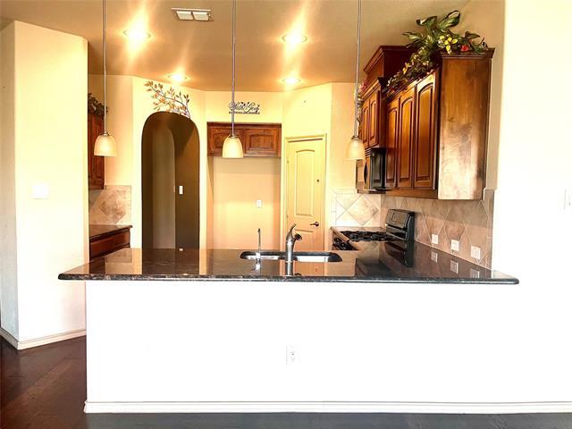 Building Photo - 1933 Velarde Rd