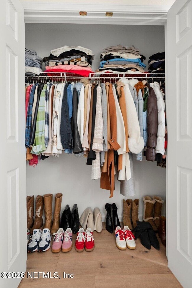 Building Photo - 1500 Calming Water Dr