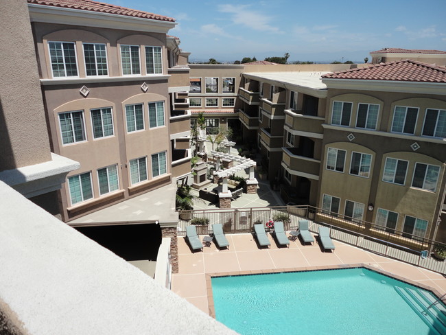 View of the pool - 2750 Artesia Blvd