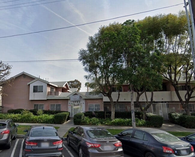 Building Photo - 1722 Toberman St