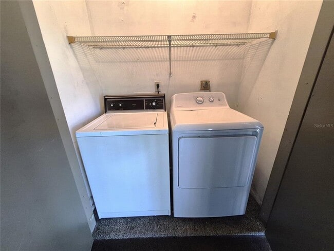 Building Photo - 114 Meadow Ln