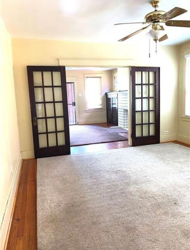 Building Photo - 4005 California Ave