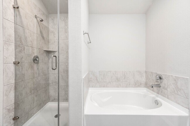 Building Photo - 22810 Panaro River Dr
