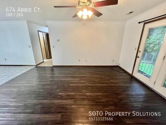 Building Photo - 674 Abbie Ct