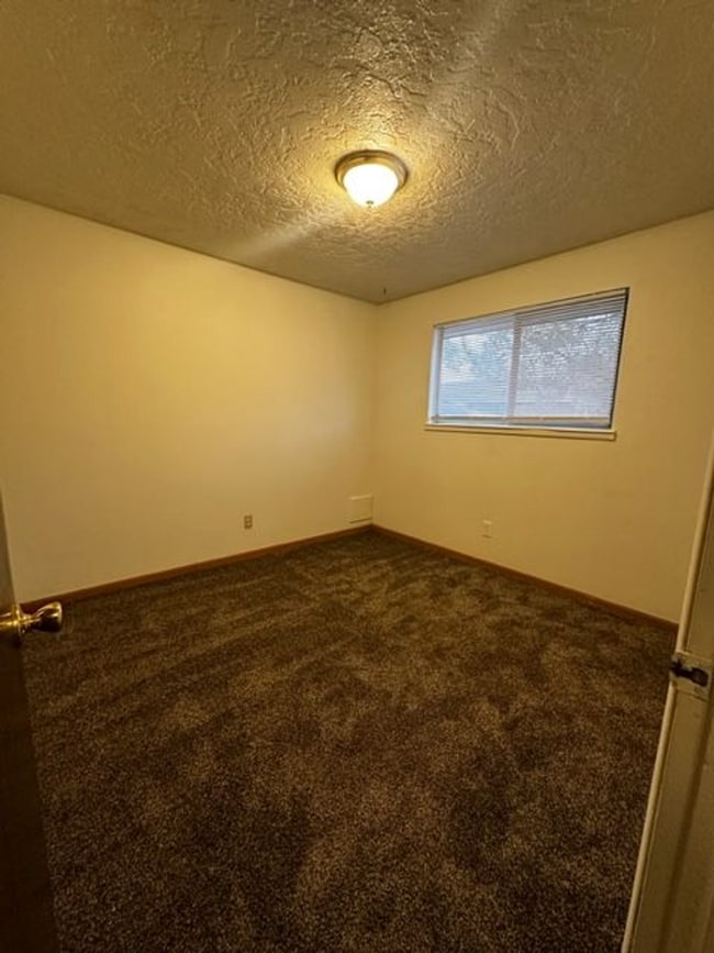 Building Photo - 3724 Billings Dr