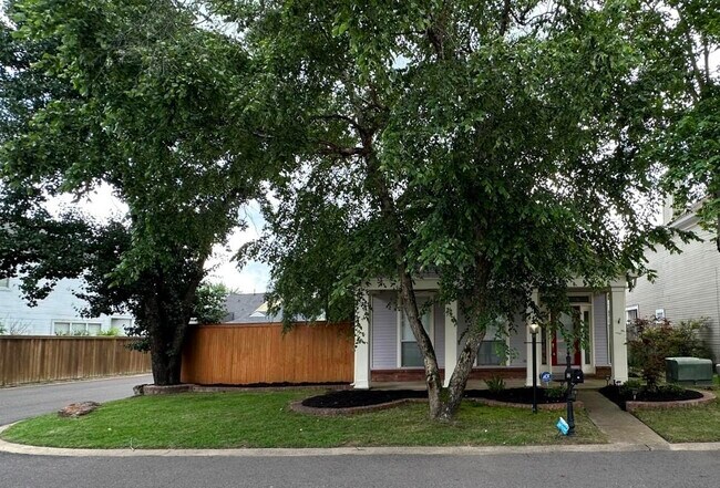 Primary Photo - 1093 River Isle Dr
