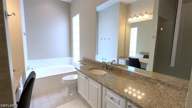 Building Photo - 4402 Novato Ct