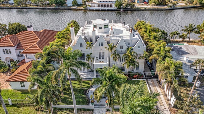 Building Photo - 1317 Middle River Dr