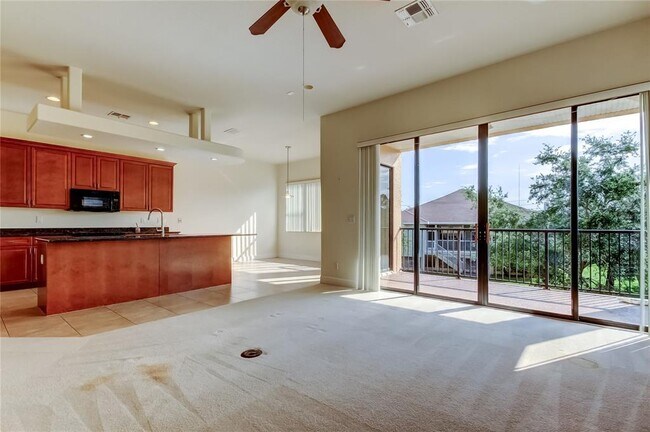 Building Photo - 1531 Ember Ln