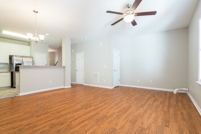 Building Photo - Spacious Wake Forest Town Home For Rent