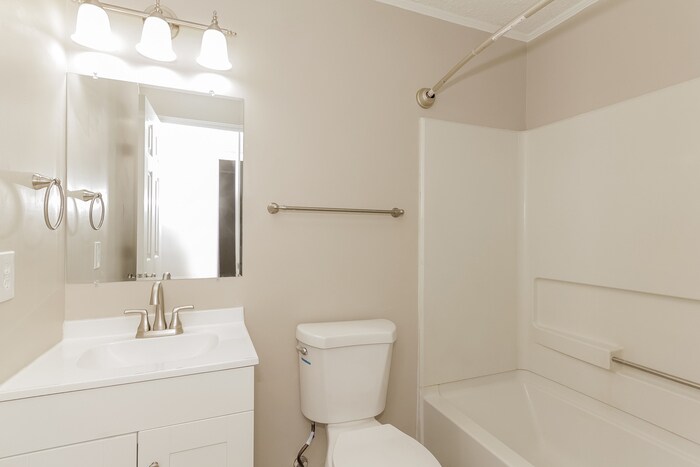 Building Photo - 8200 Chrisbry Ln