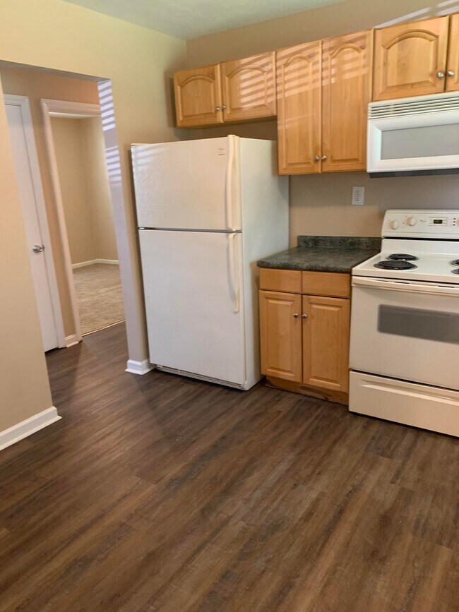 Building Photo - 3516 Willowood Rd