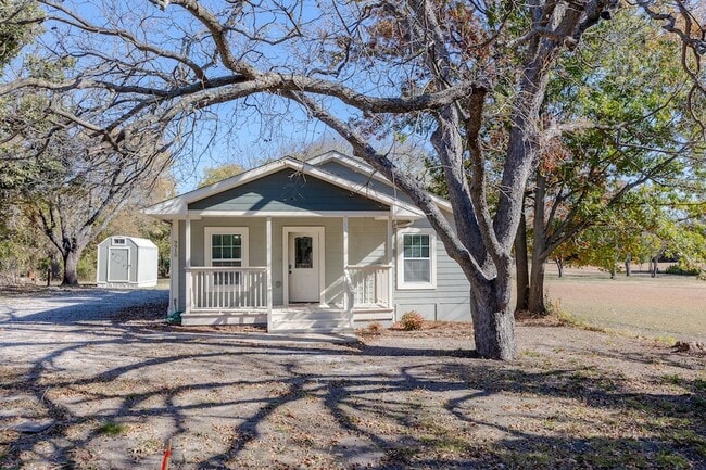 Primary Photo - 9910 Dalrock Rd