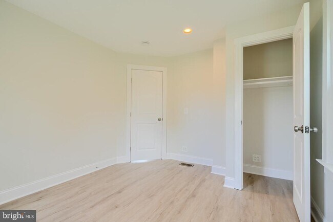 Building Photo - 5019 St Georges Ave.
