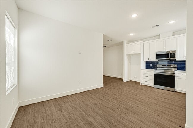 Building Photo - 407 Calloway St