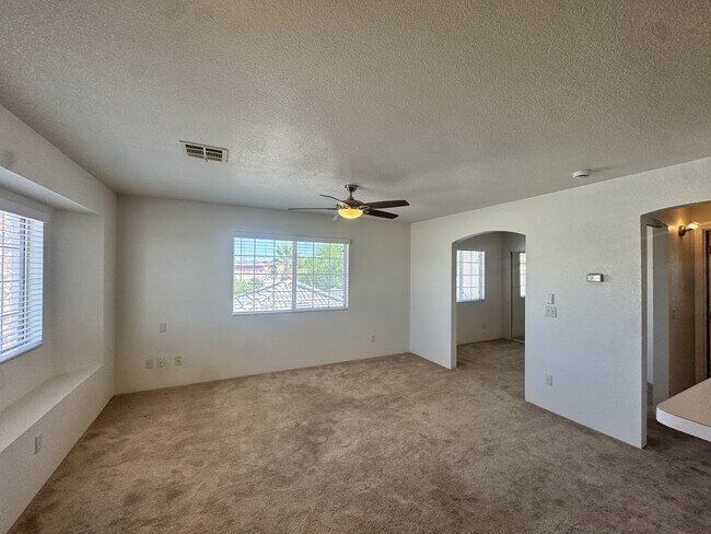 Building Photo - 3423 McCormick Blvd