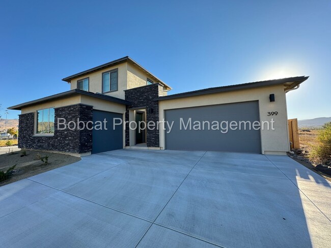 Primary Photo - New Ryder Home Tons of Upgrades