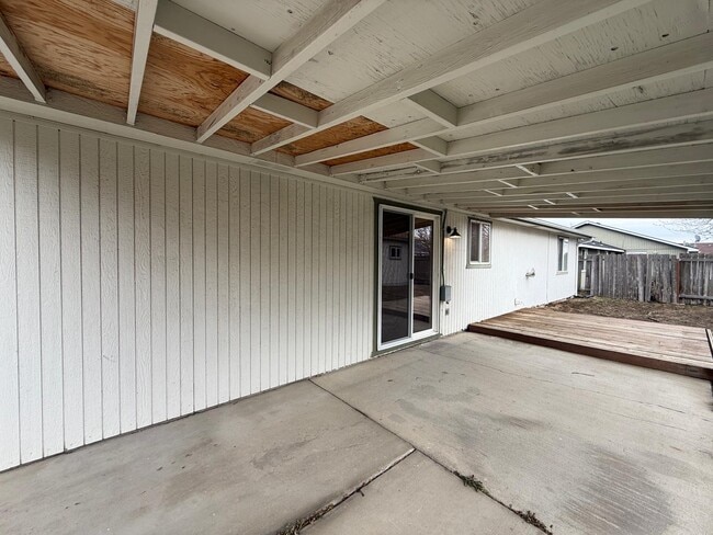 Building Photo - 12411 W 11th Ave