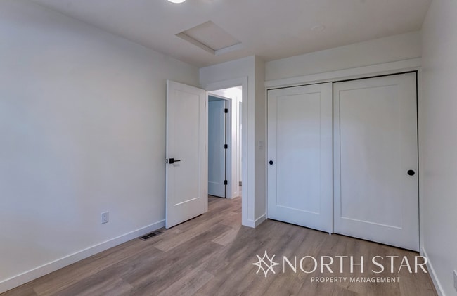 Building Photo - Total Remodel in Mt. Park near Westlake