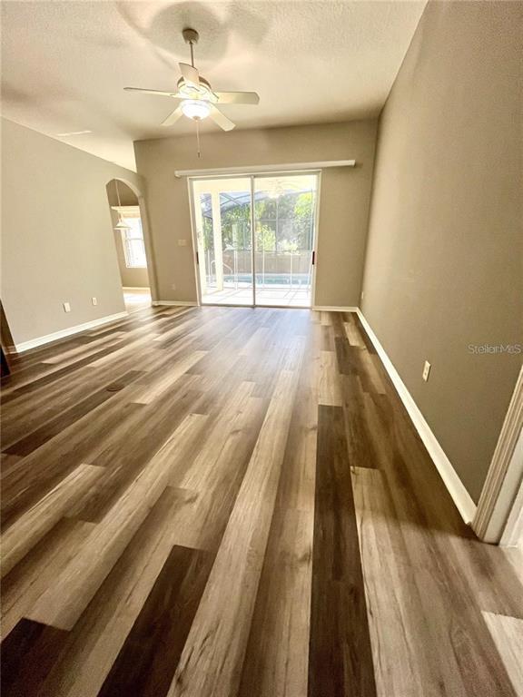 Building Photo - 5634 Belle Terre Dr