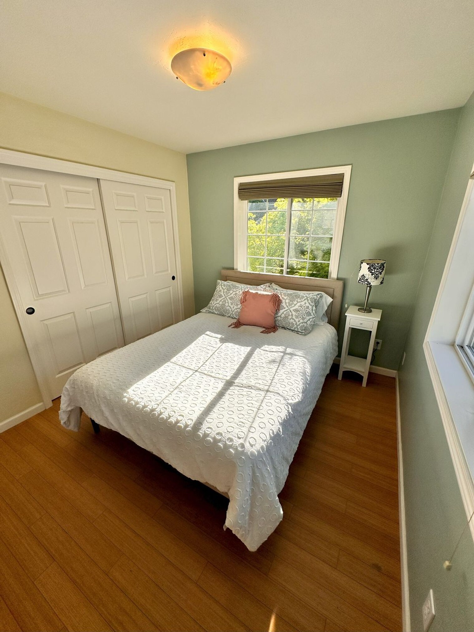 Building Photo - 1428 Crown Ave